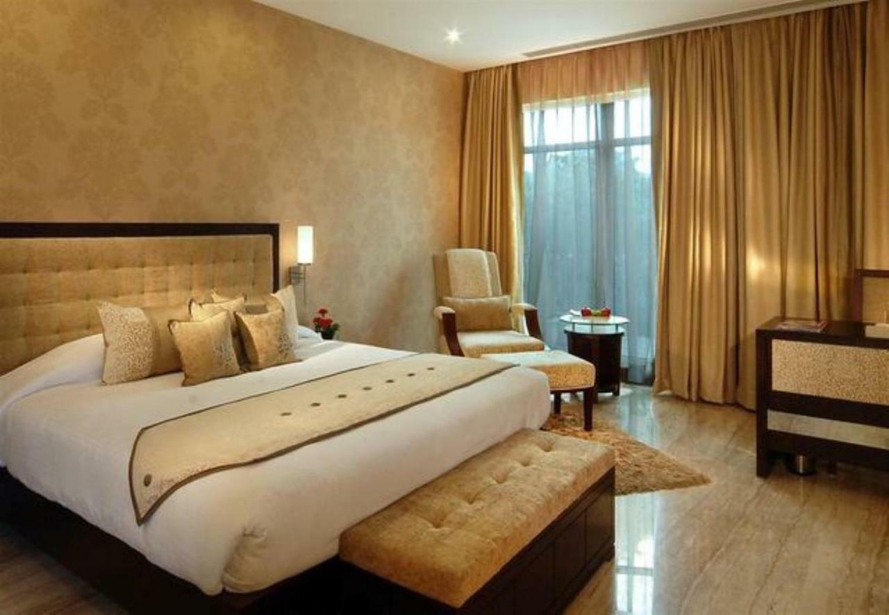 Royal Residence Iffco Chowk Gurgaon Exteriör bild