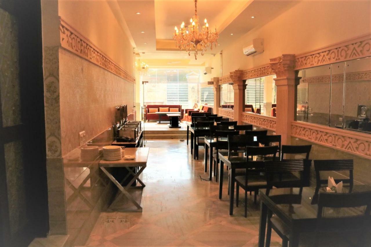 Royal Residence Iffco Chowk Gurgaon Exteriör bild