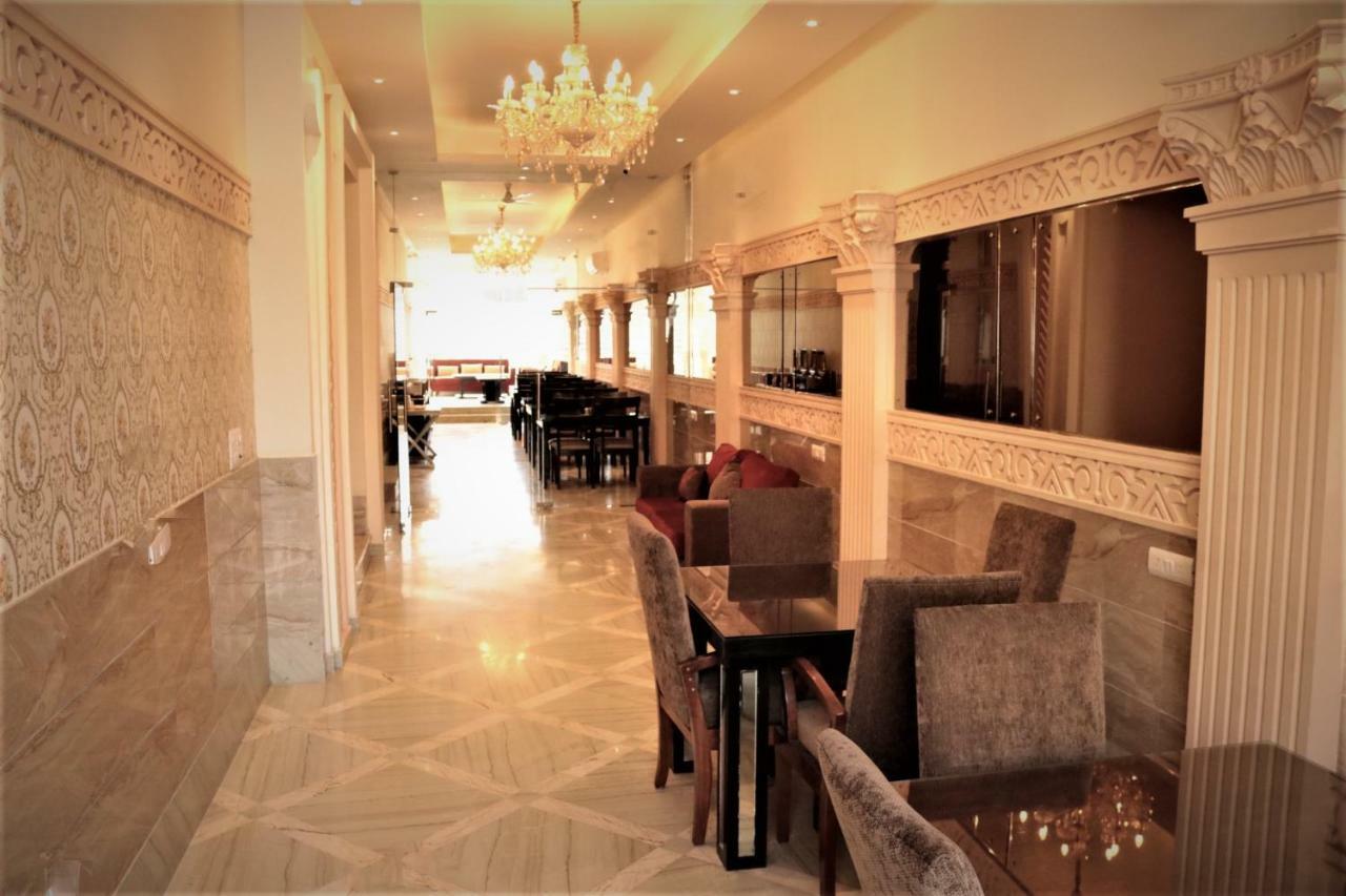 Royal Residence Iffco Chowk Gurgaon Exteriör bild