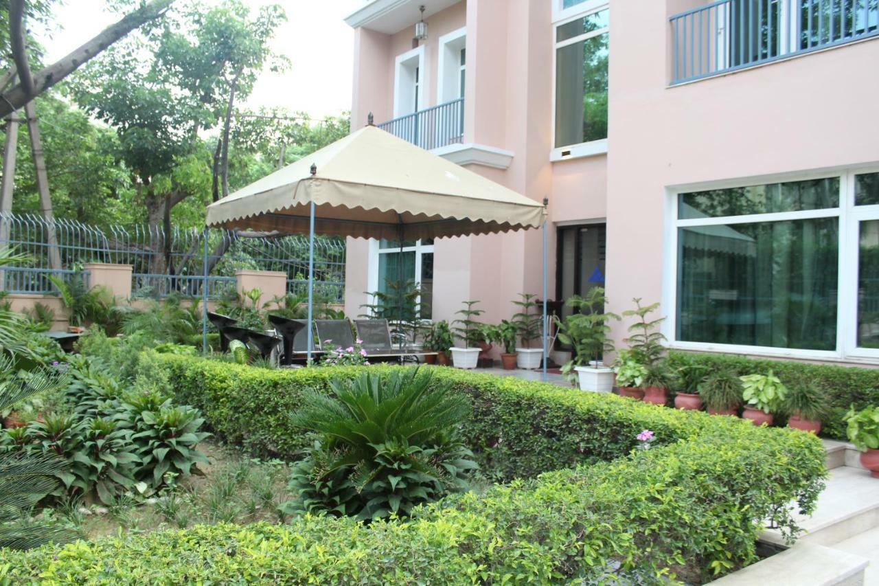 Royal Residence Iffco Chowk Gurgaon Exteriör bild