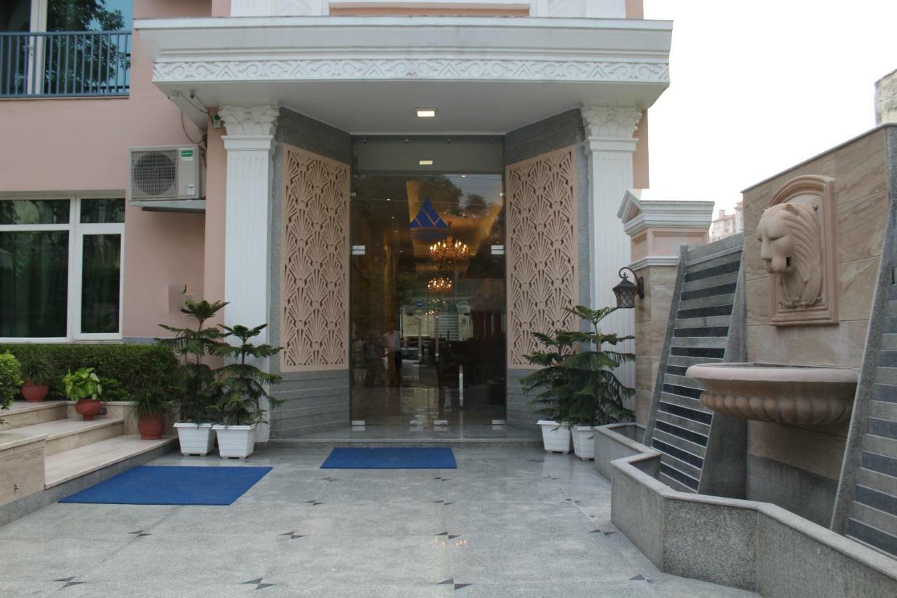 Royal Residence Iffco Chowk Gurgaon Exteriör bild