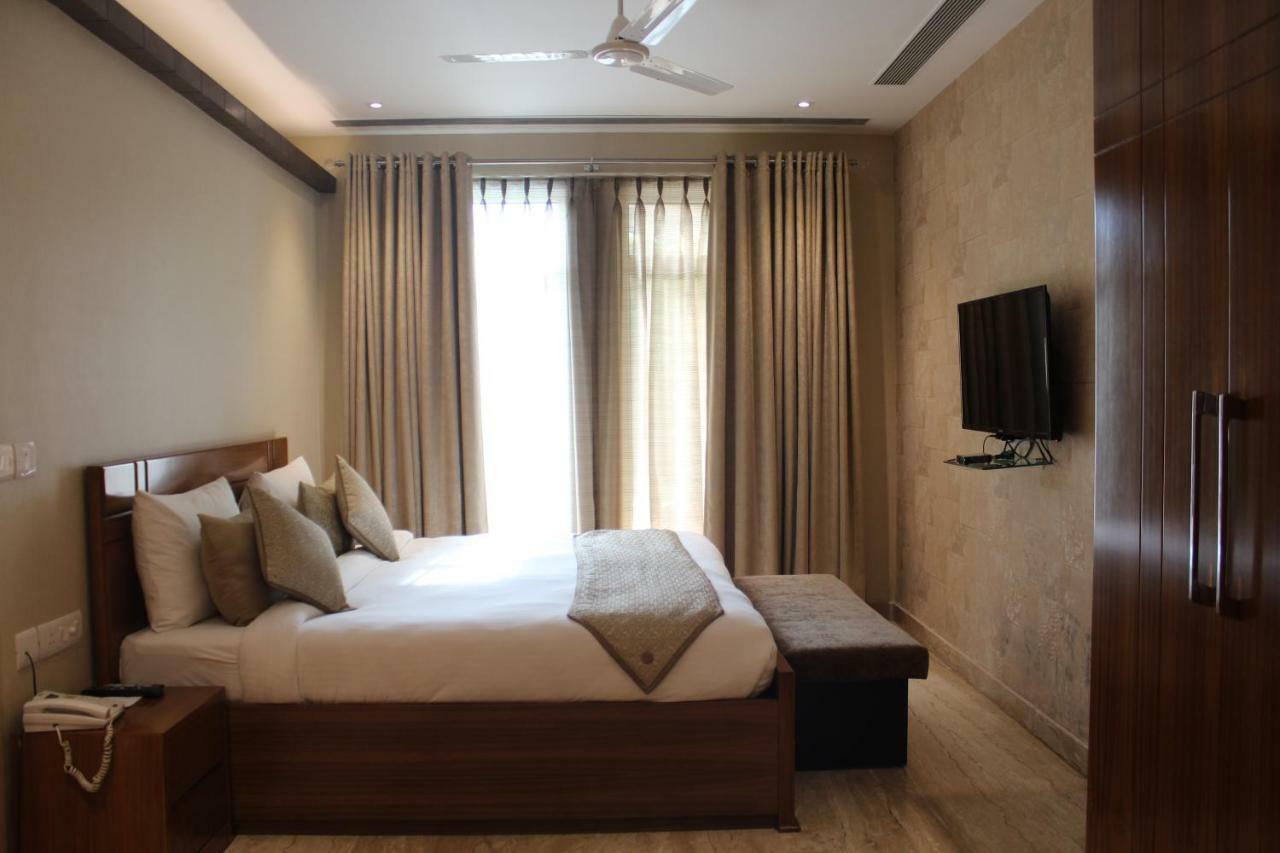 Royal Residence Iffco Chowk Gurgaon Exteriör bild